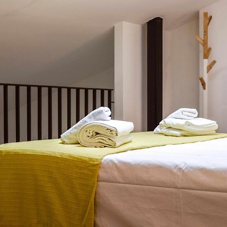 Loft Besalu Alojamiento Centrico Y Acogedor ภายนอก รูปภาพ