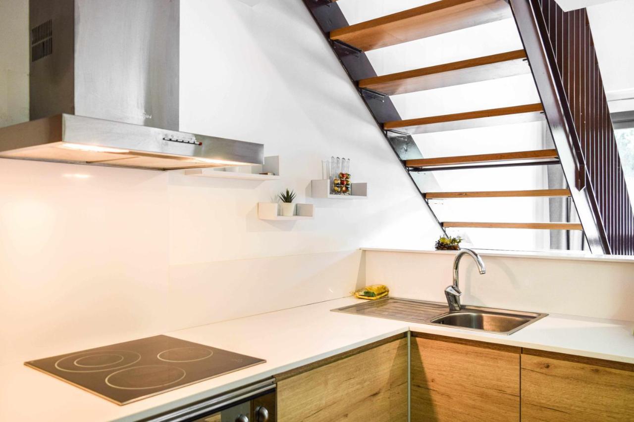 Loft Besalu Alojamiento Centrico Y Acogedor ภายนอก รูปภาพ