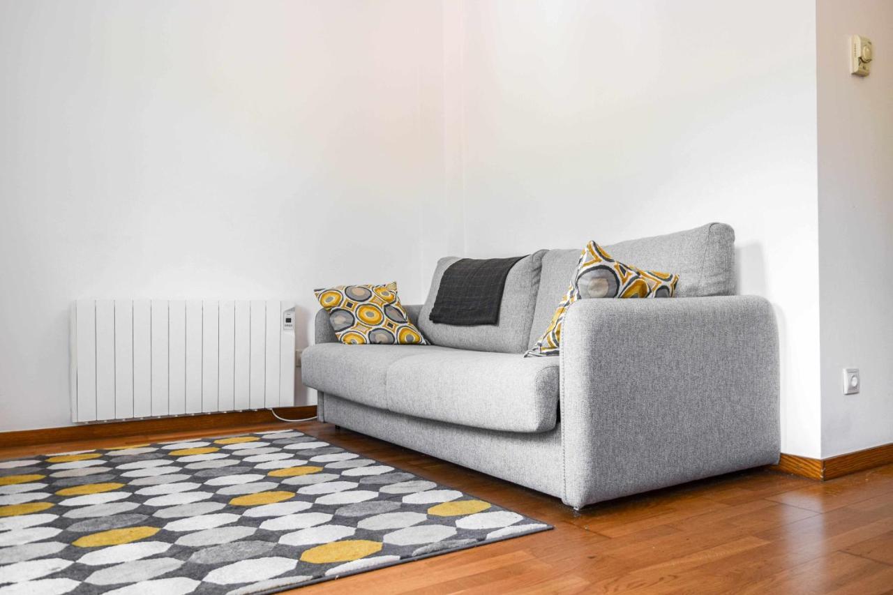 Loft Besalu Alojamiento Centrico Y Acogedor ภายนอก รูปภาพ