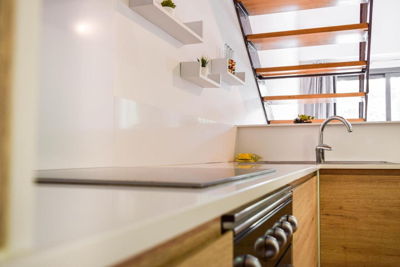 Loft Besalu Alojamiento Centrico Y Acogedor ภายนอก รูปภาพ