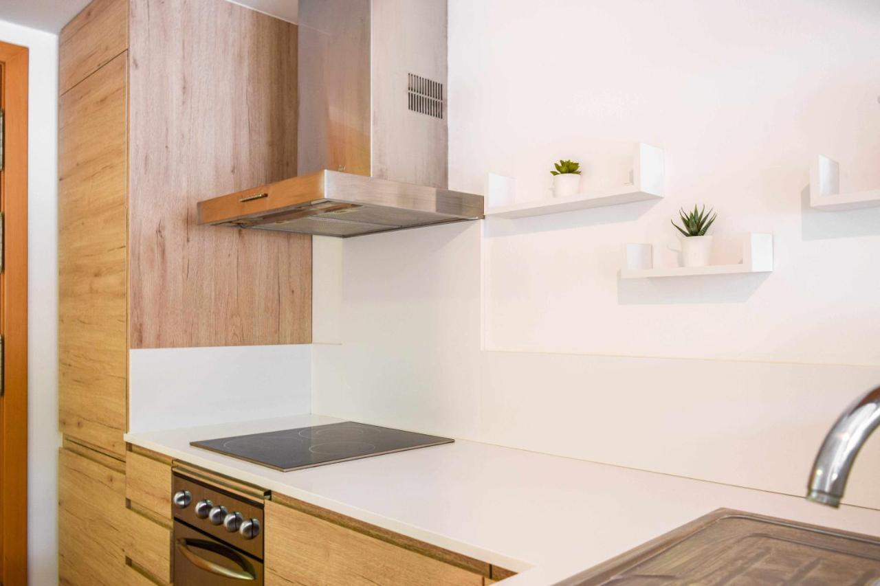 Loft Besalu Alojamiento Centrico Y Acogedor ภายนอก รูปภาพ