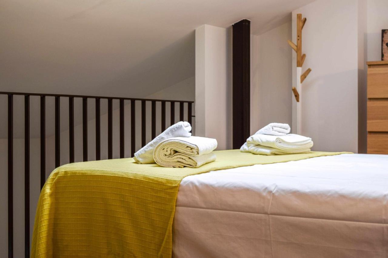 Loft Besalu Alojamiento Centrico Y Acogedor ภายนอก รูปภาพ